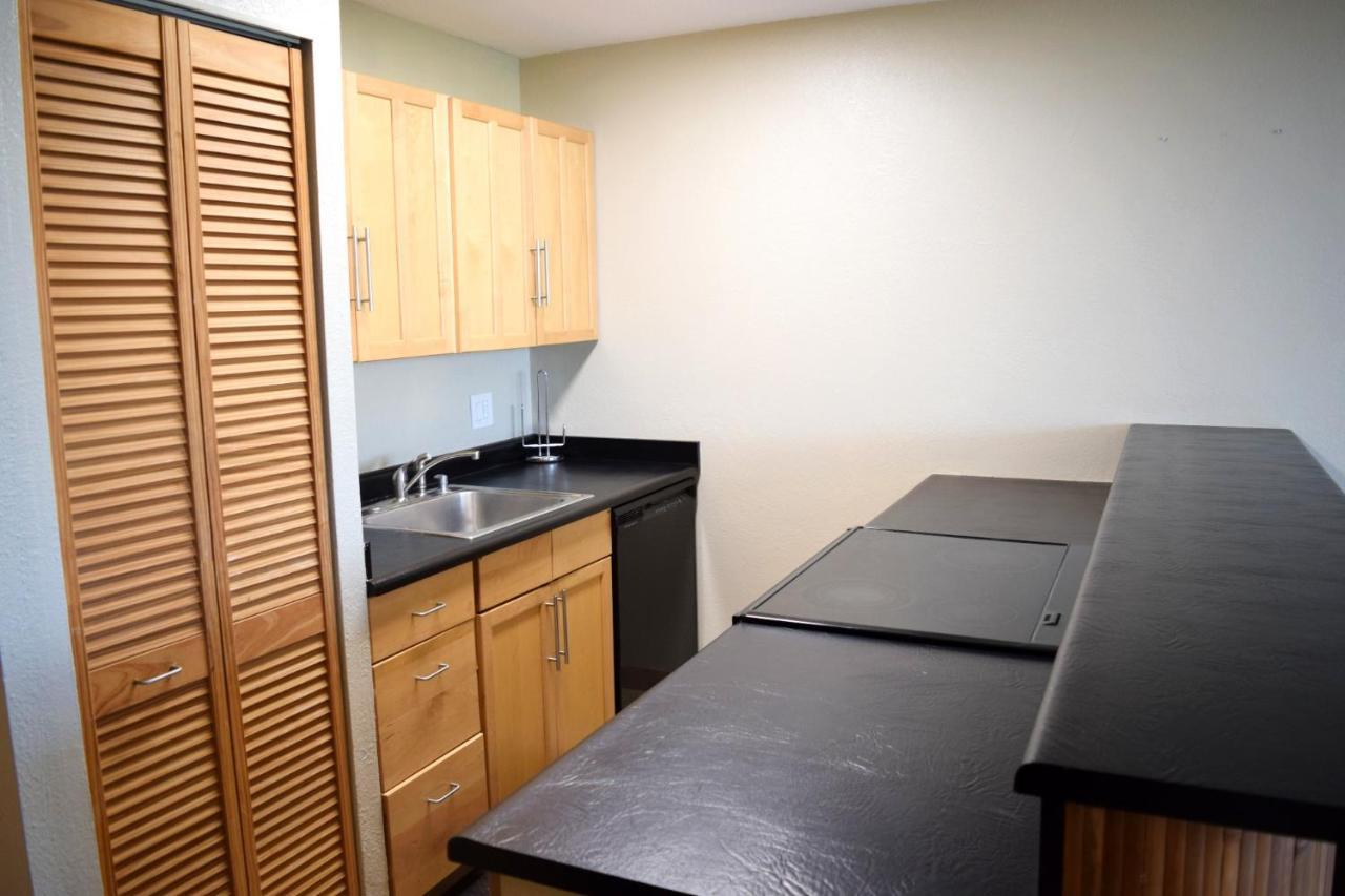 Beautiful Private Condo Walking Distance To Beach Mv2321 Kihei Exterior photo